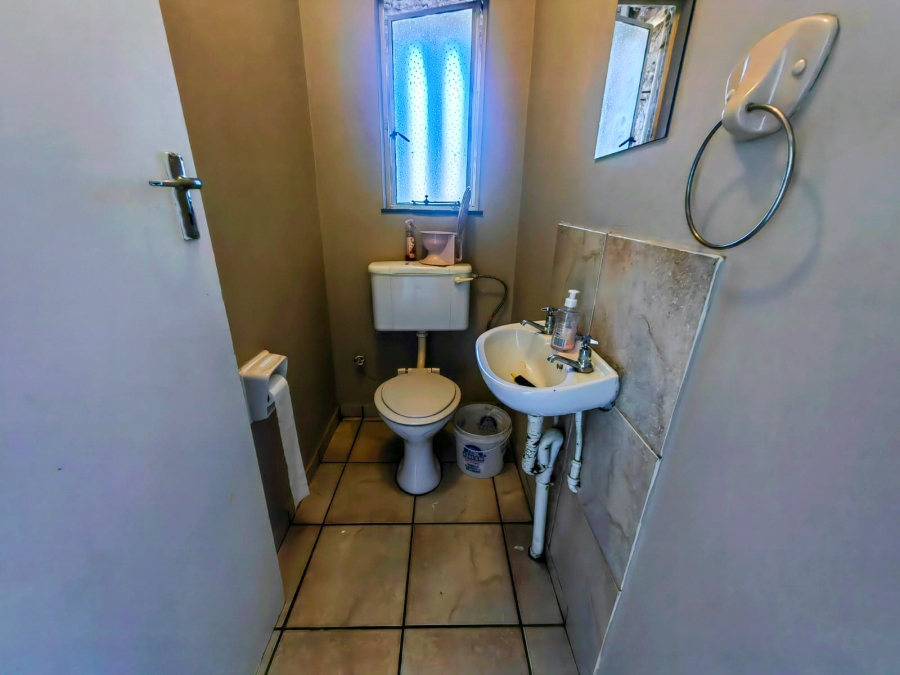 2 Bedroom Property for Sale in Baillie Park North West